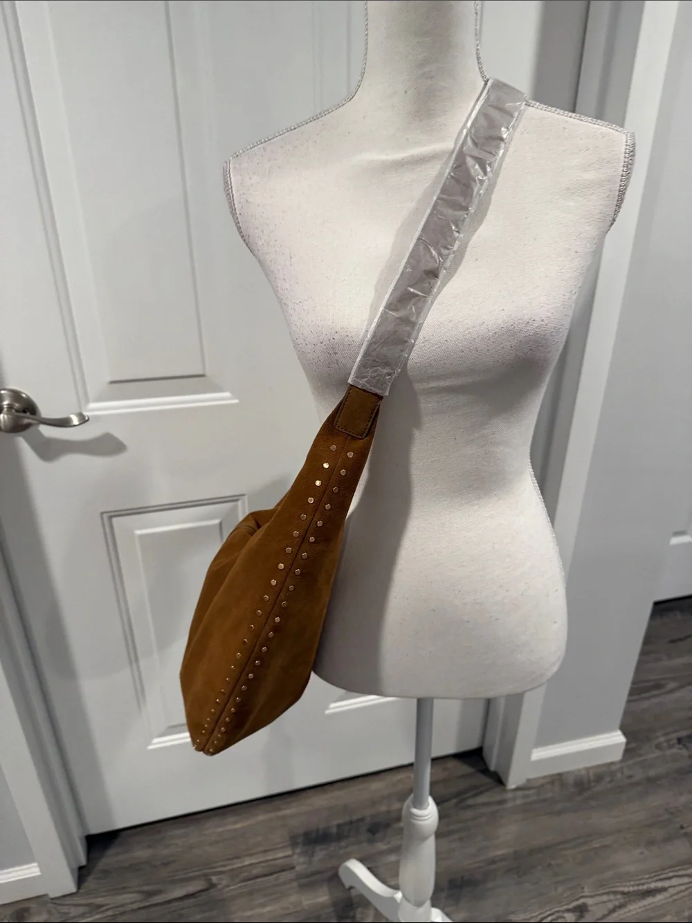 NWT Madewell The Essential Curve Shoulder Bag Studded Aged Cognac NEW WITH TAGS